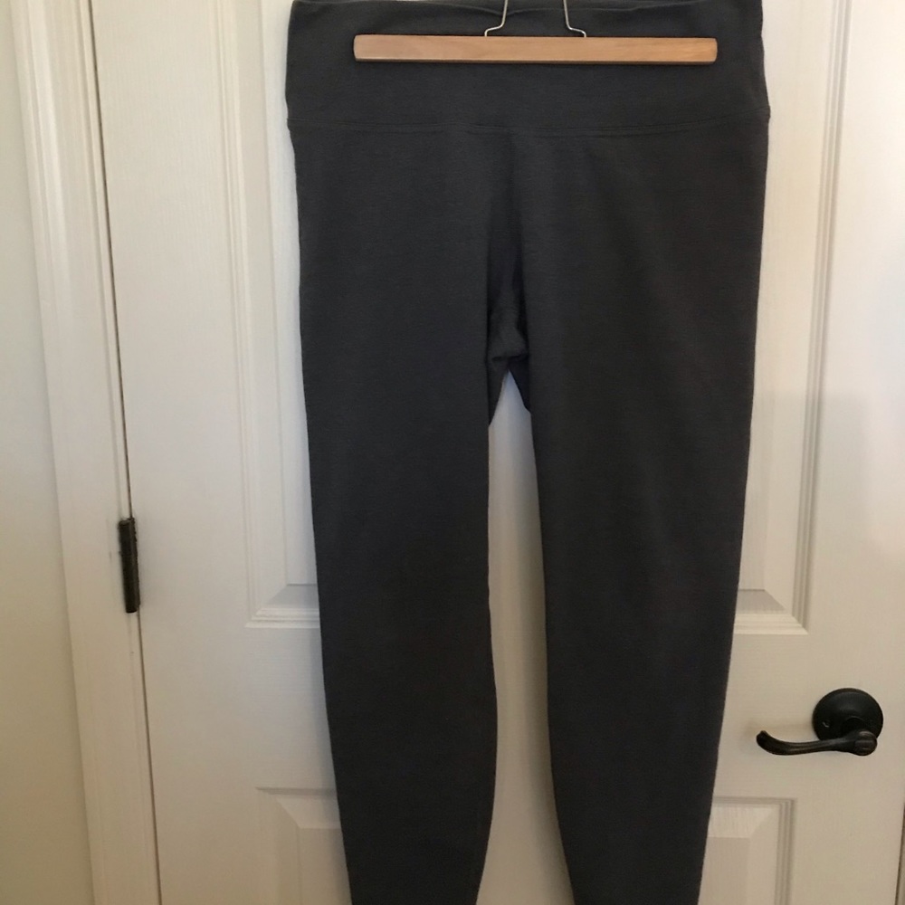 Old Navy High Waisted Balance Yoga Leggings